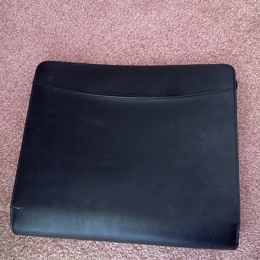 Elegant Black Men's Briefcase